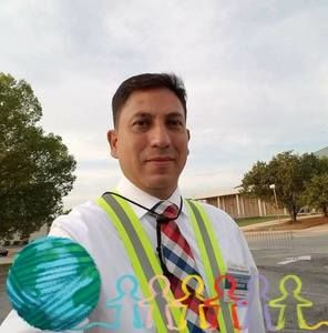 Meet your Posher, Moisés